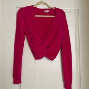 Bright PINK cropped sweater💕